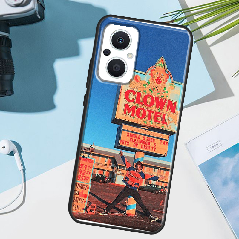 マシュー・グレイ・グーブラーのデザインが施されたOPPO F - Oppo Reno 12 のレビューと価格