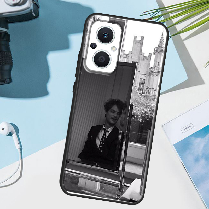 マシュー・グレイ・グーブラーのデザインが施されたOPPO F - Oppo Reno 12 のレビューと価格